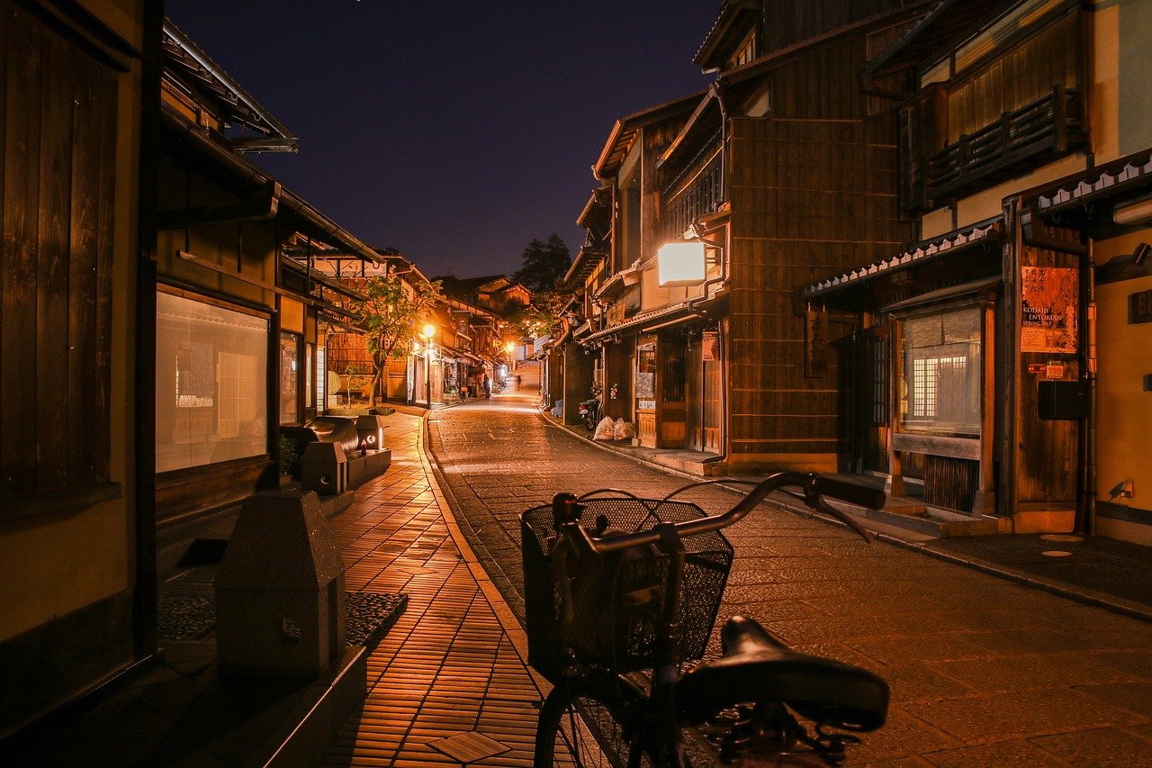 A Walk Down Memory Lane (image credits: pixabay)