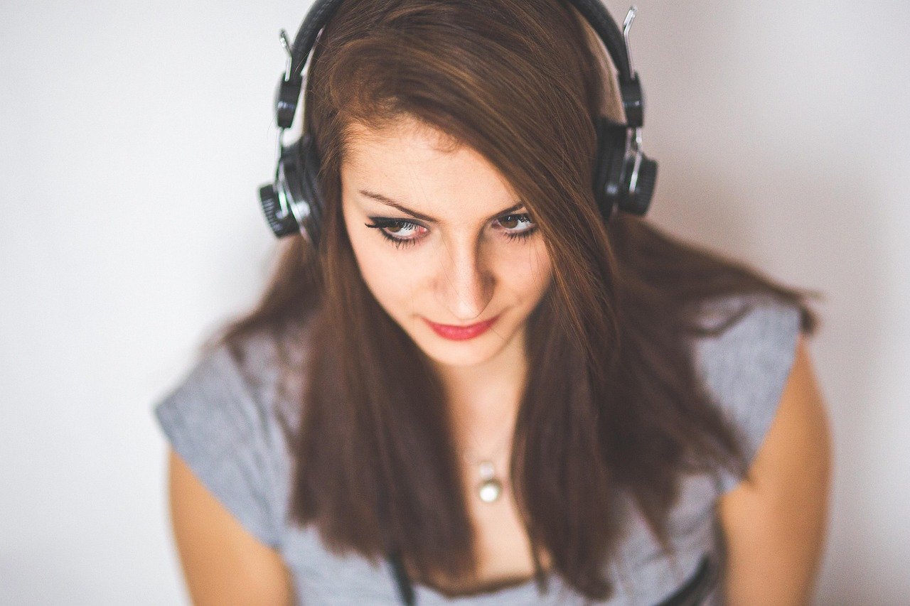 Streaming Overload Makes Mixtapes Stand Out (image credits: pixabay)